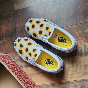Vans kids sunflower slip on NWOT